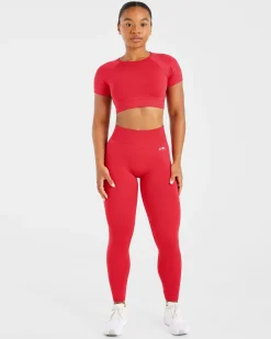 Adapt Seamless Crop Top