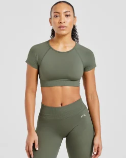 Adapt Seamless Crop Top