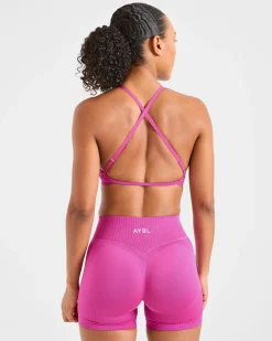 Adapt Seamless Strappy Sports Bra