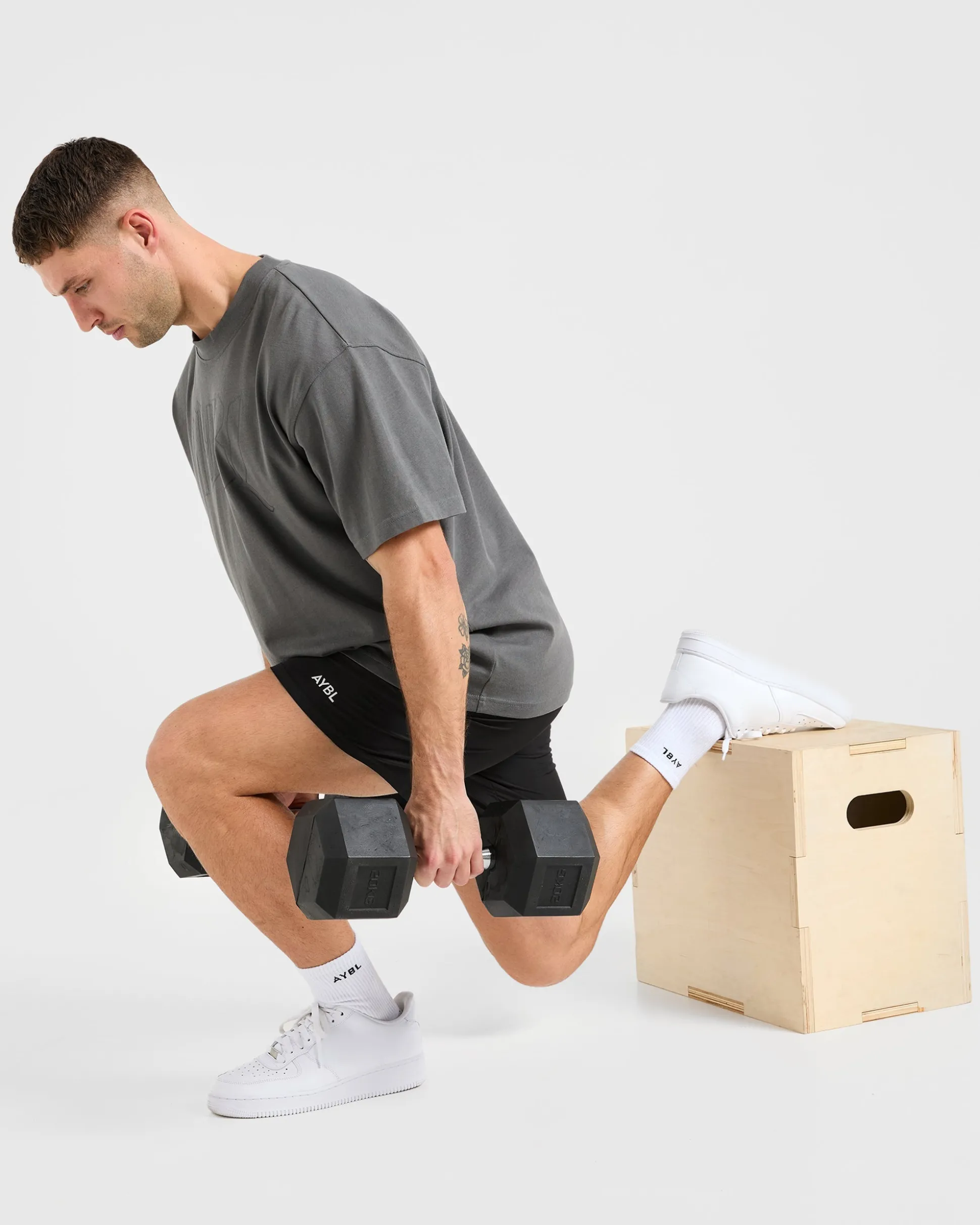 Core 7" Shorts