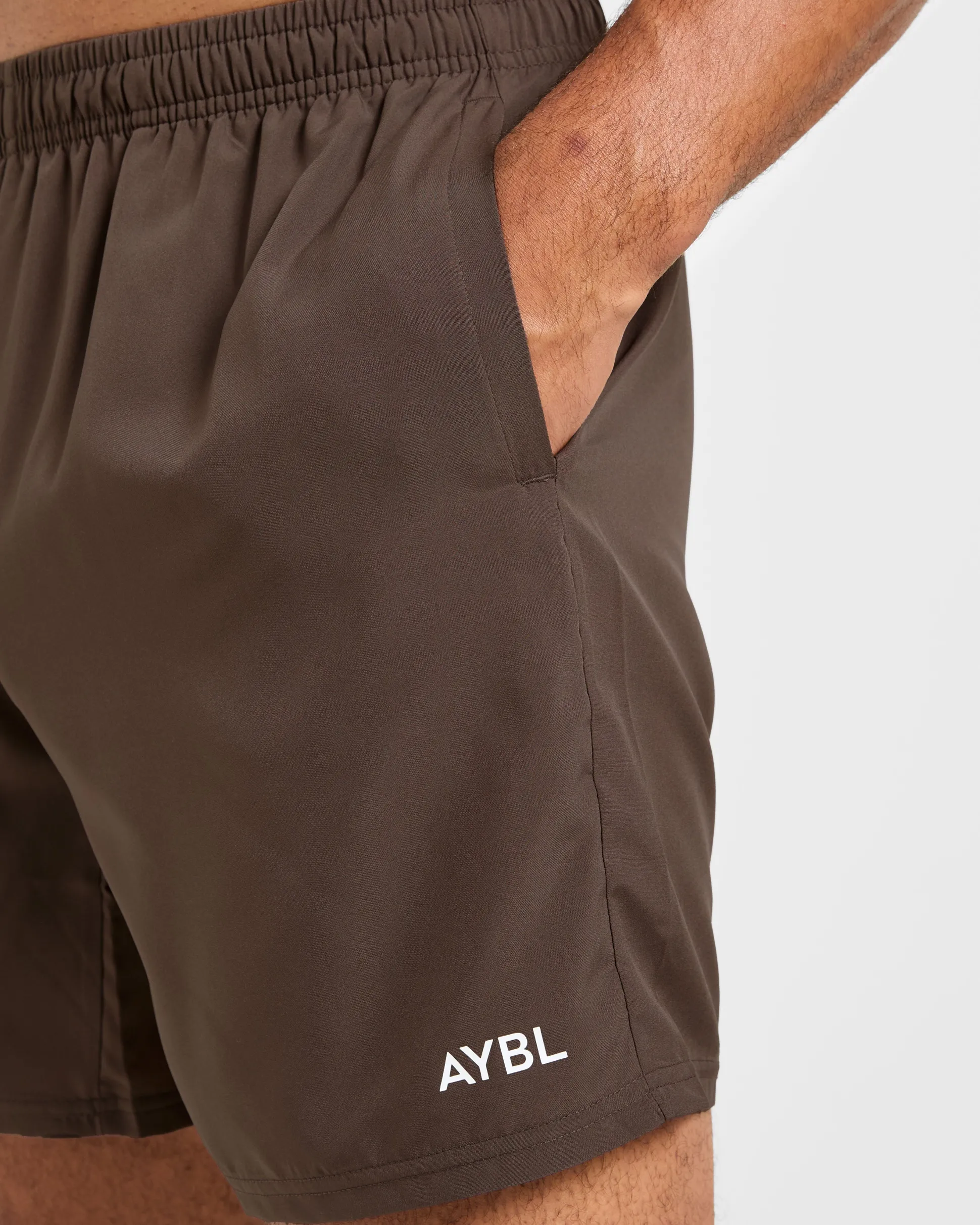 Core 7" Shorts