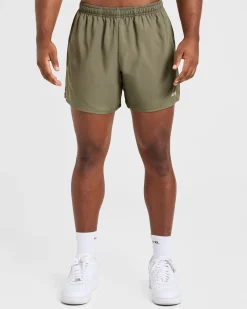 Core 5" Shorts