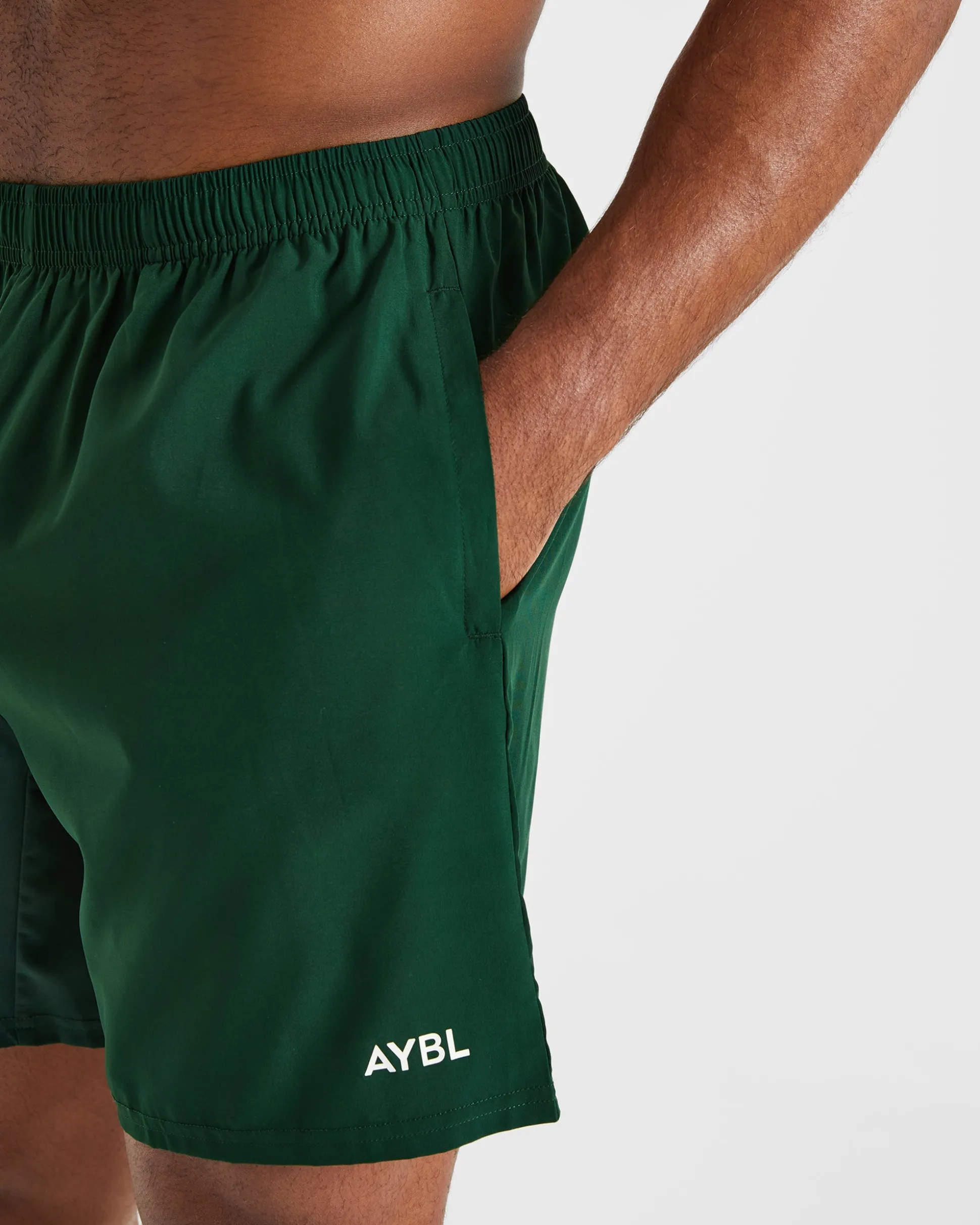 Core 7" Shorts