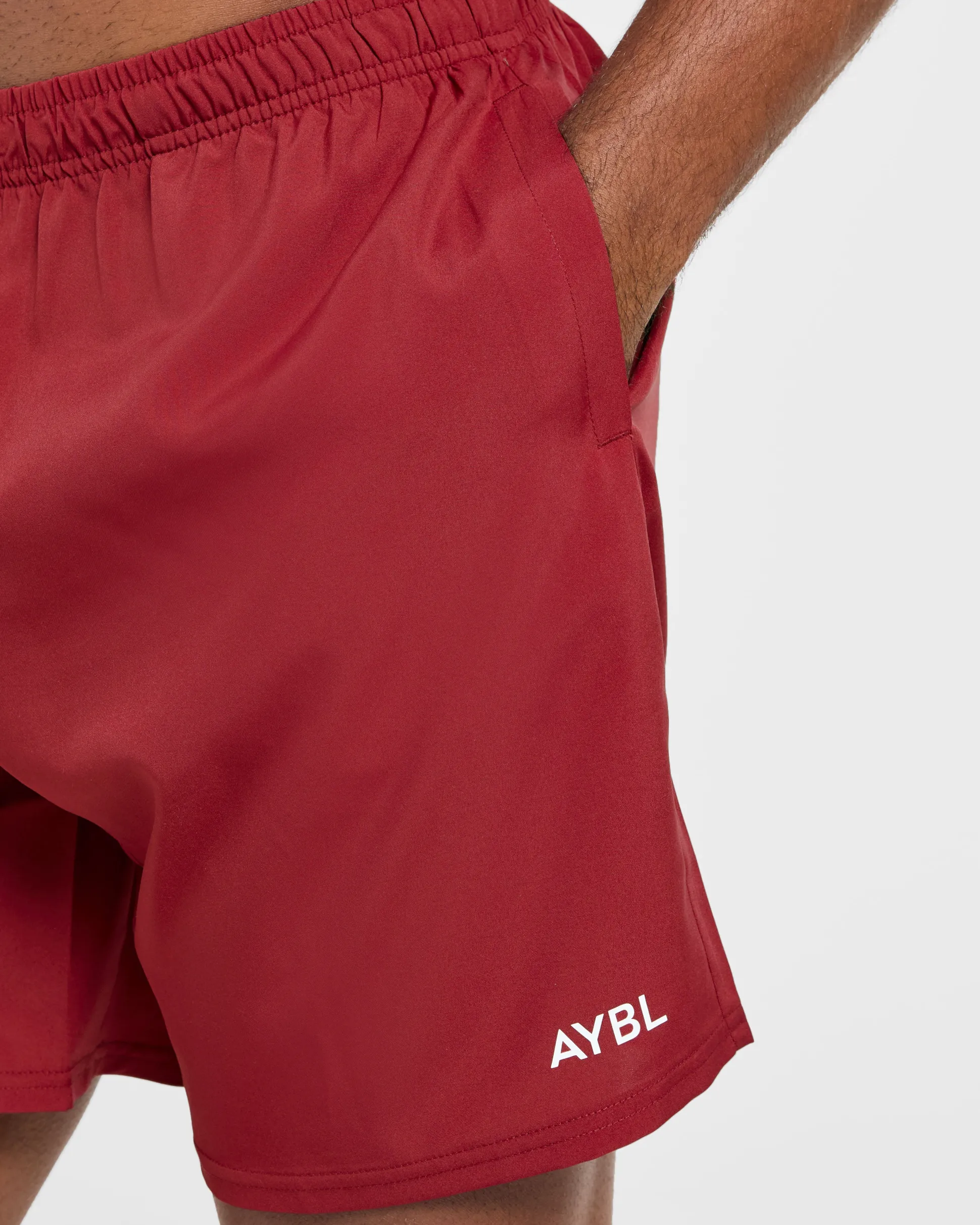 Core 7" Shorts