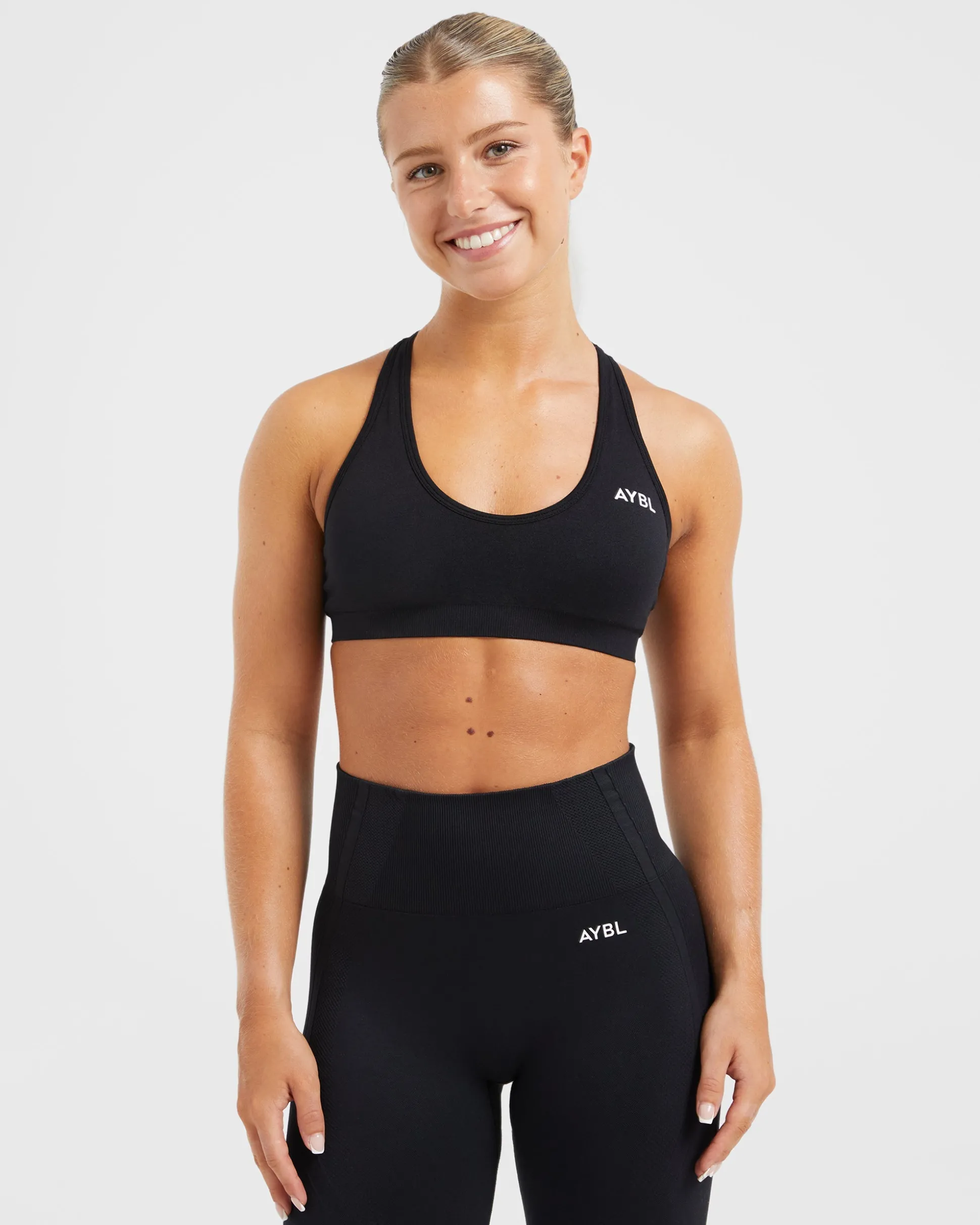 Essential Seamless Racer Back Sports Bra