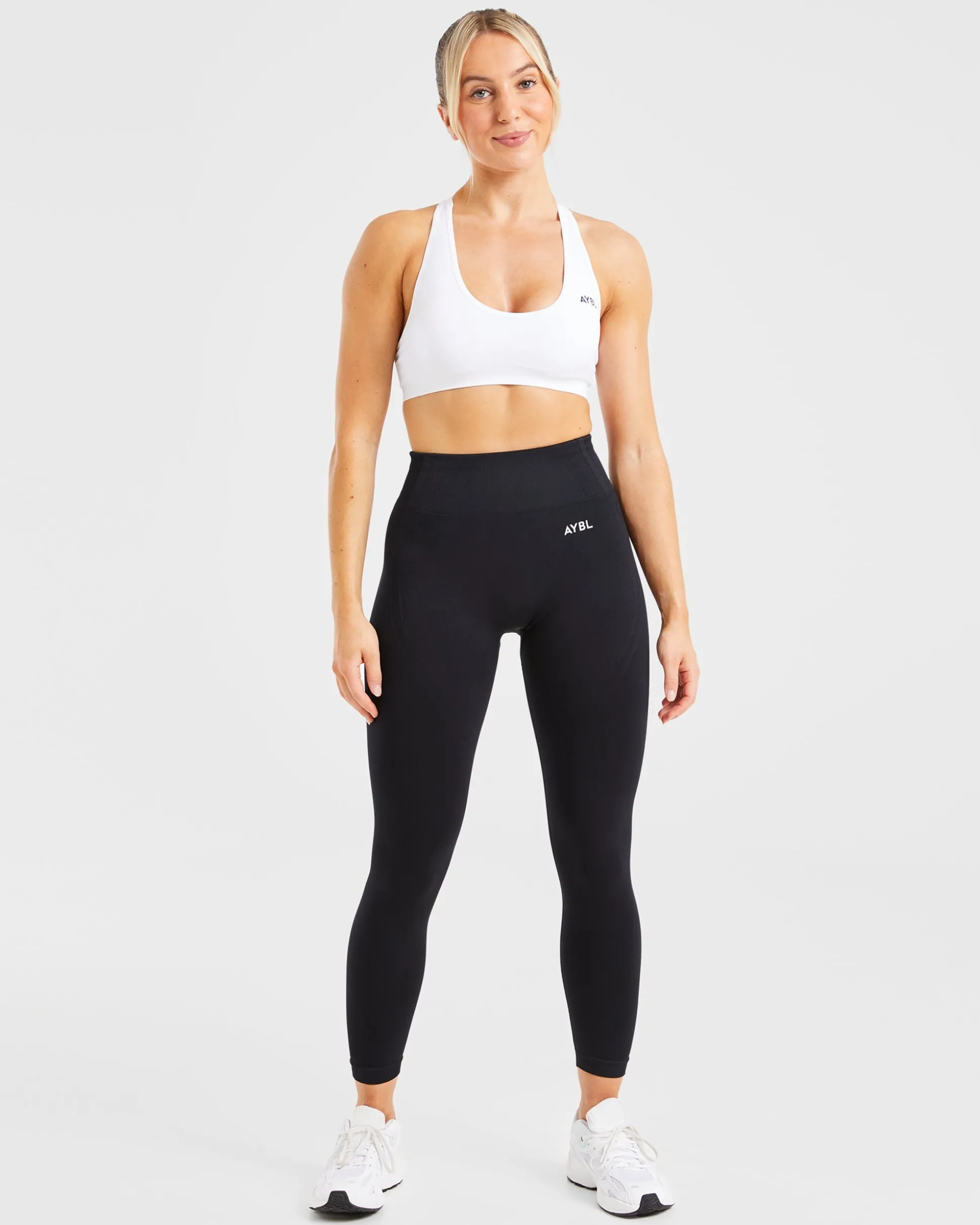 Essential Seamless Racer Back Sports Bra