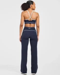 Form Flared Leggings