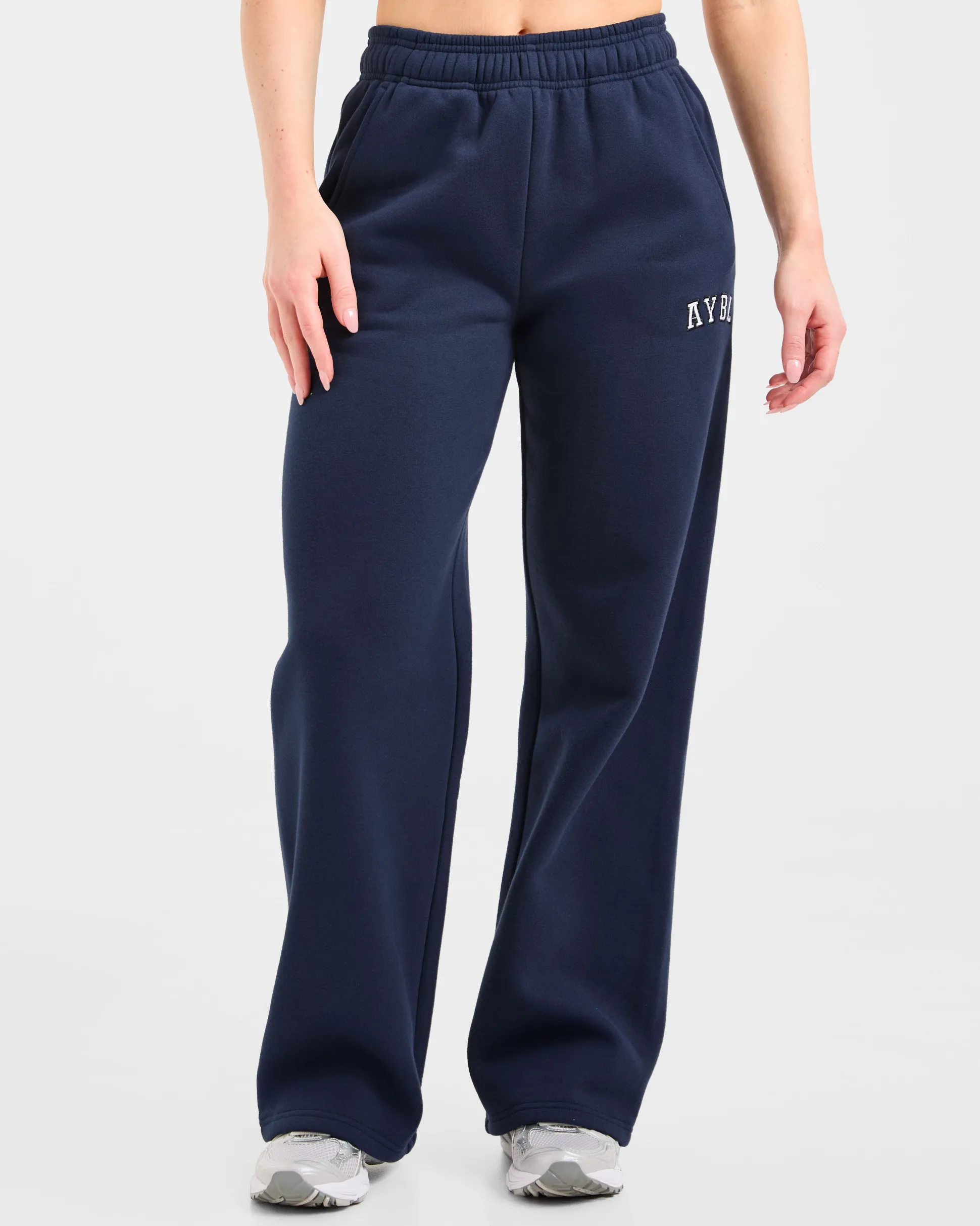 Varsity 2.0 Oversized Straight Leg Joggers