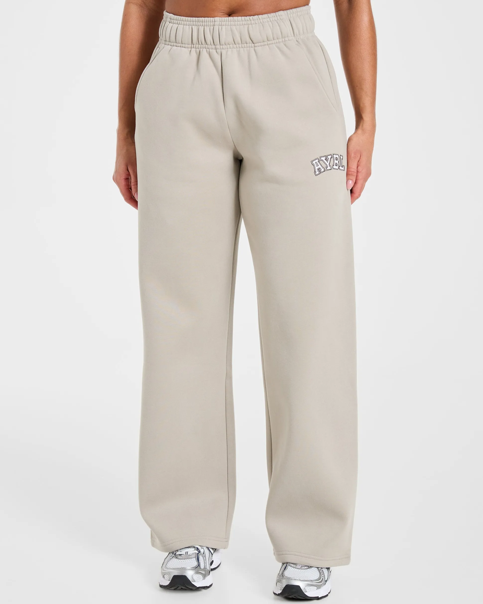 Varsity 2.0 Oversized Straight Leg Joggers